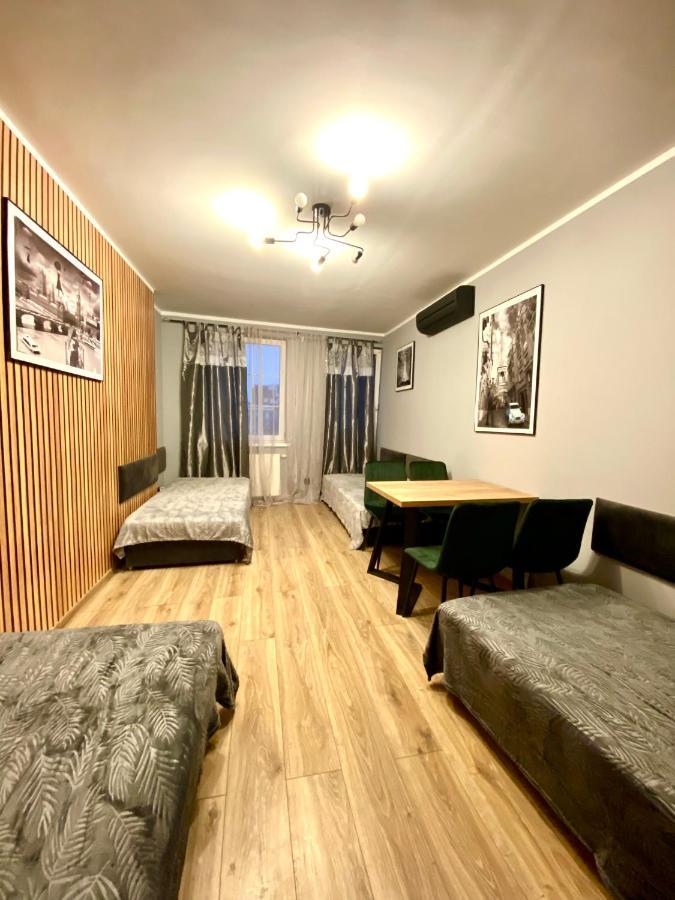 Pokoj Z Prywatna Lazienka W 2-Pokojowym Mieszkaniu Komuny Paryskiej Wrocław Extérieur photo