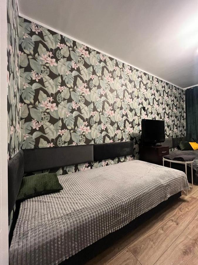 Pokoj Z Prywatna Lazienka W 2-Pokojowym Mieszkaniu Komuny Paryskiej Wrocław Extérieur photo